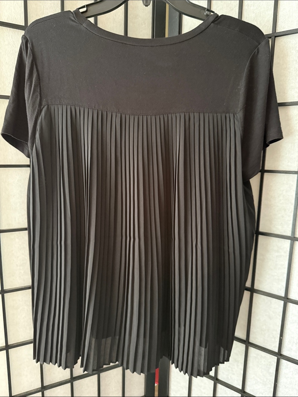 august silk Black Pleated Back Short Sleeve Blouse